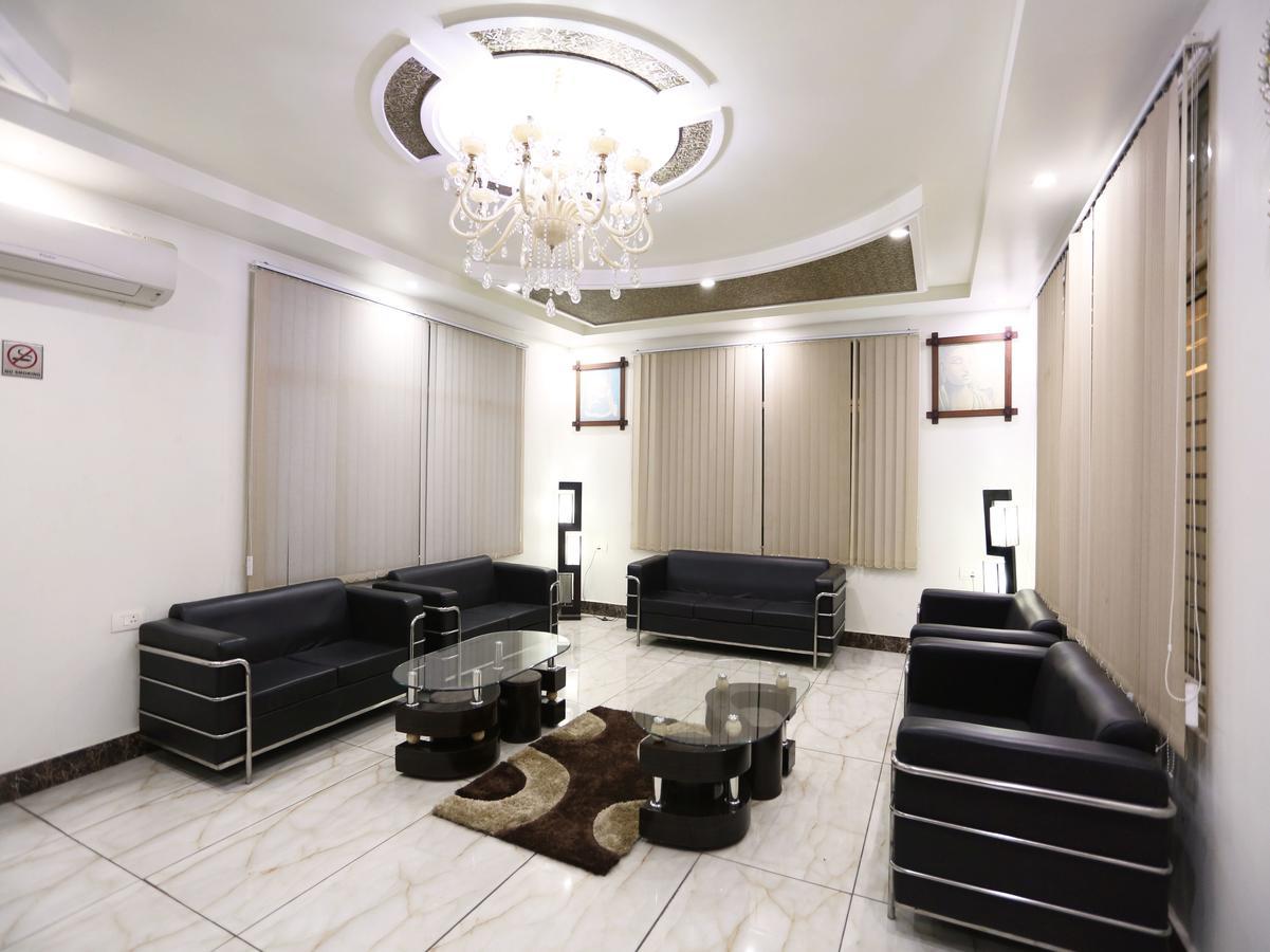 Oyo 4635 Sheetal Hotel Haldwāni Eksteriør bilde